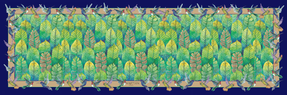 Foulard de seda natural largo con hojas verdes y colibríes