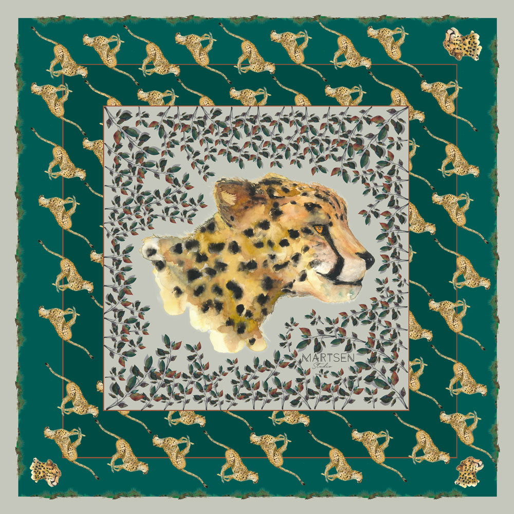 Pañuelo cuadrado de seda natural verde y amarillo con guepardos 