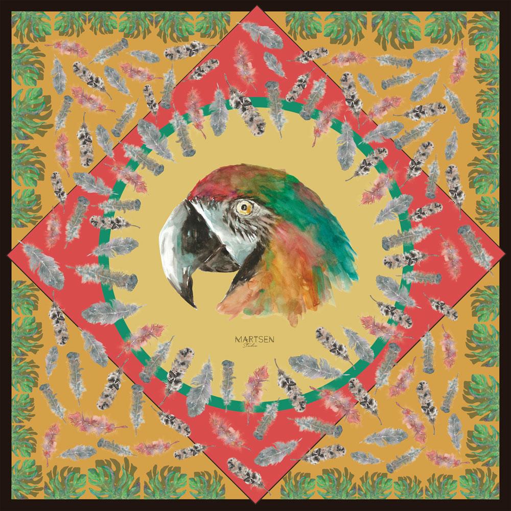 Pañuelo de seda natural cuadrado naranja con diseño de plumas y hojas con papagayo en el centro